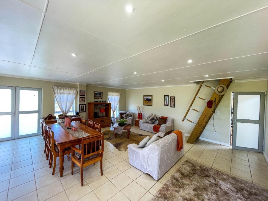 2 Bedroom Property for Sale in Friemersheim Western Cape